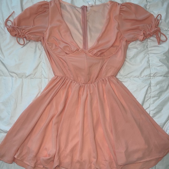 Lucy and the Sky peach dress - Picture 2 of 2